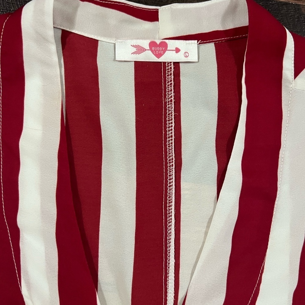 Shirt - Picture 3 of 4